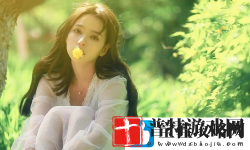 几个装修工人把我压在茶几
