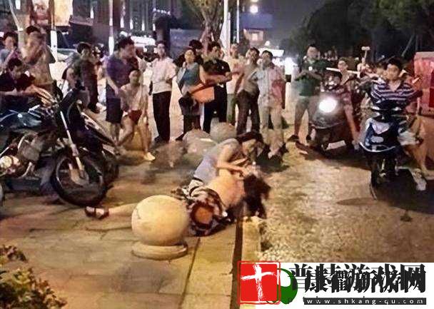 原配斗小三