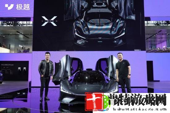 零百加速1.9秒！极越超帅跑车ROBO