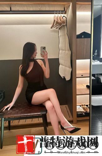 年轻的嫂子摇曳生姿网友