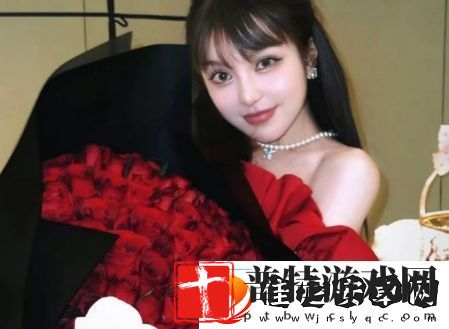 周扬青回应新恋情称目前还在了解中男方身份公开是物理学博士