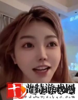 刘飞儿偶遇同城帅哥主播感慨目前年纪大了对方都可以叫自己姨了